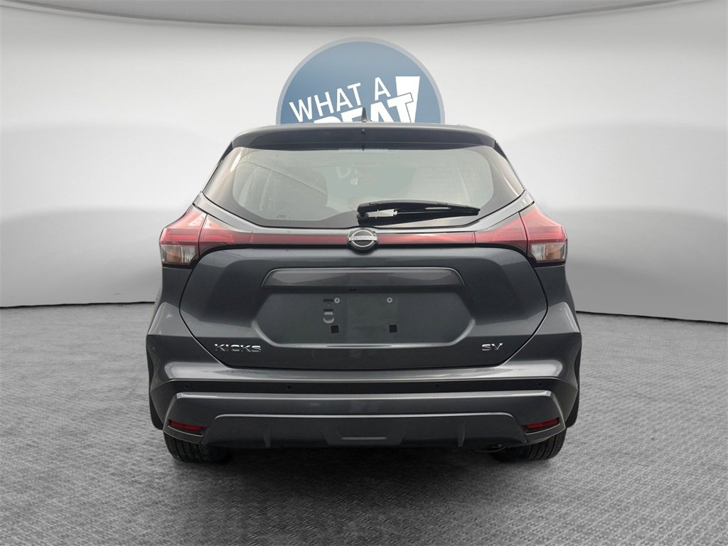 Used 2024 Nissan Kicks SV image 5