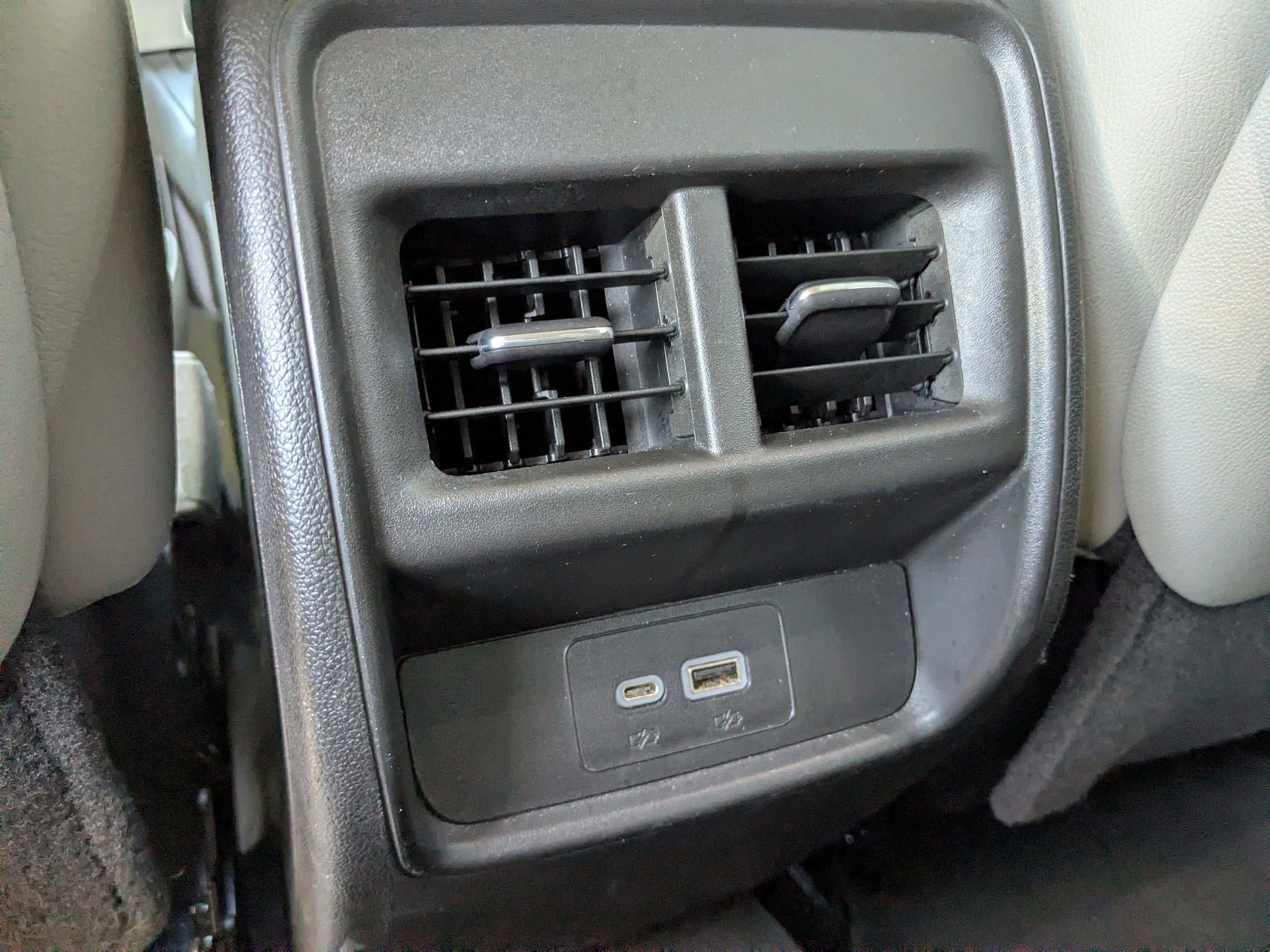 Used 2021 Cadillac XT4 Luxury image 16