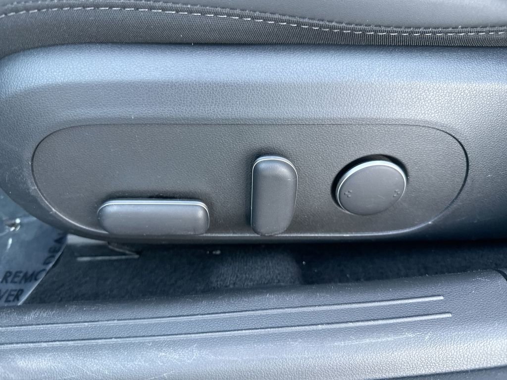 Used 2023 Hyundai Ioniq 6 Limited image 14