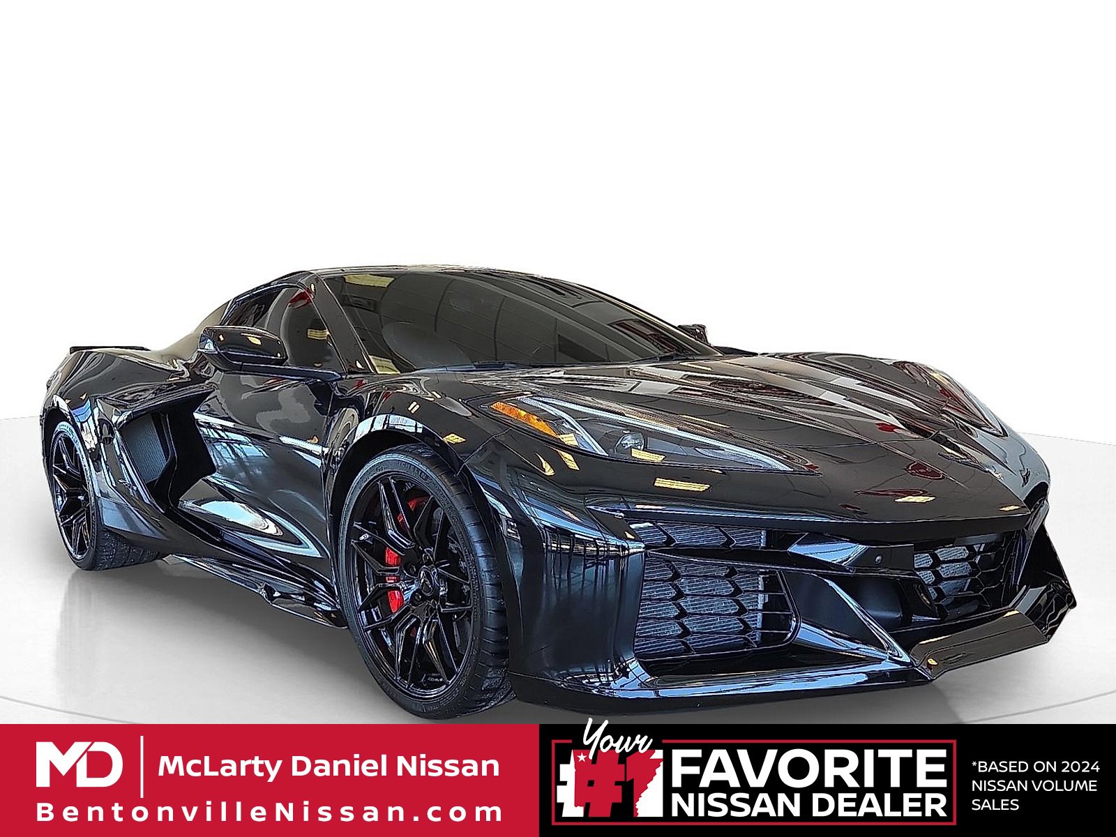 Used 2023 Chevrolet Corvette Z06 image 1