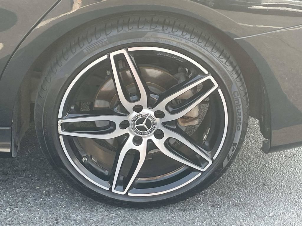 Used 2018 Mercedes-Benz CLA 250 image 12