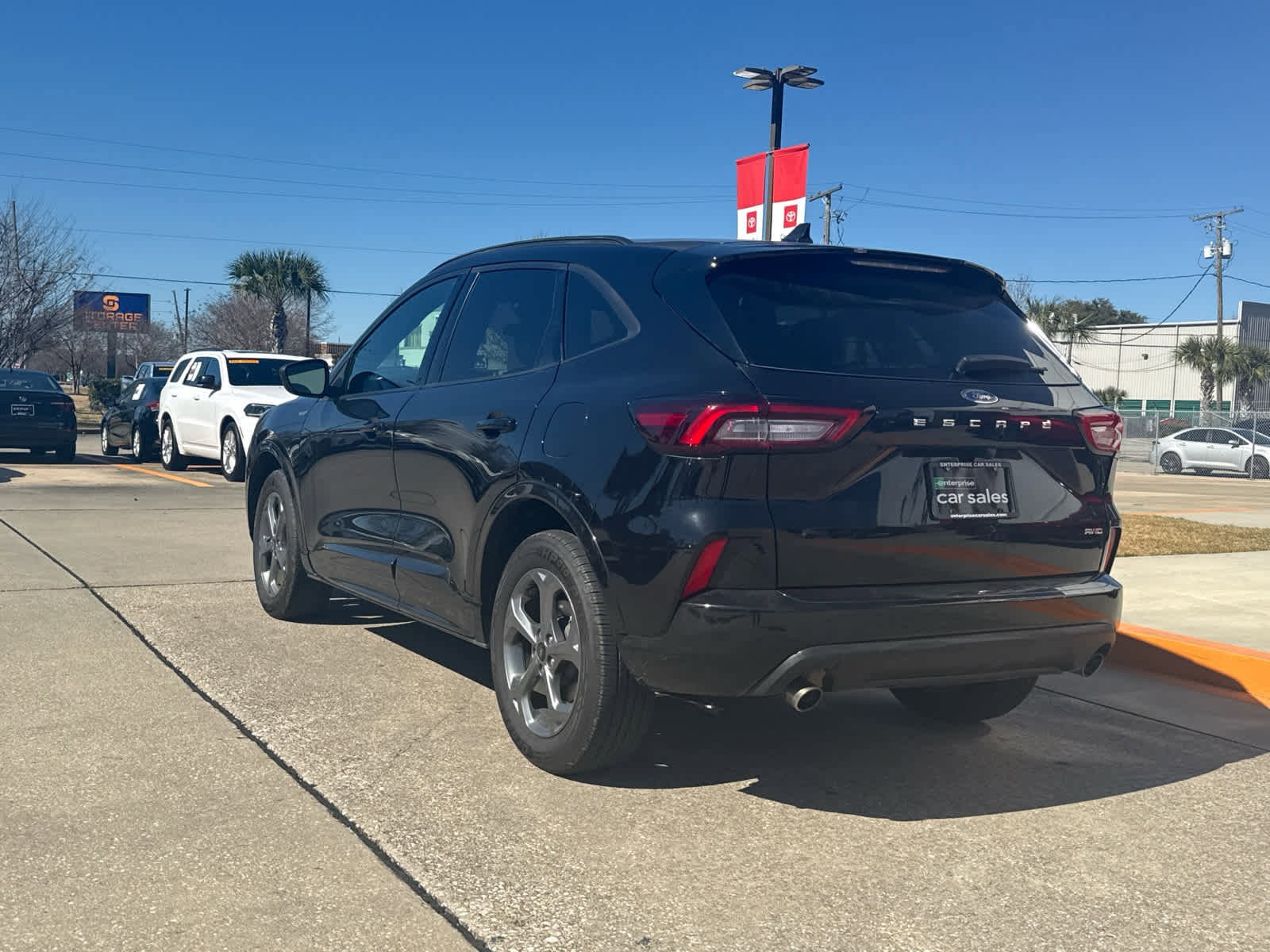 Used 2024 Ford Escape ST-Line image 6