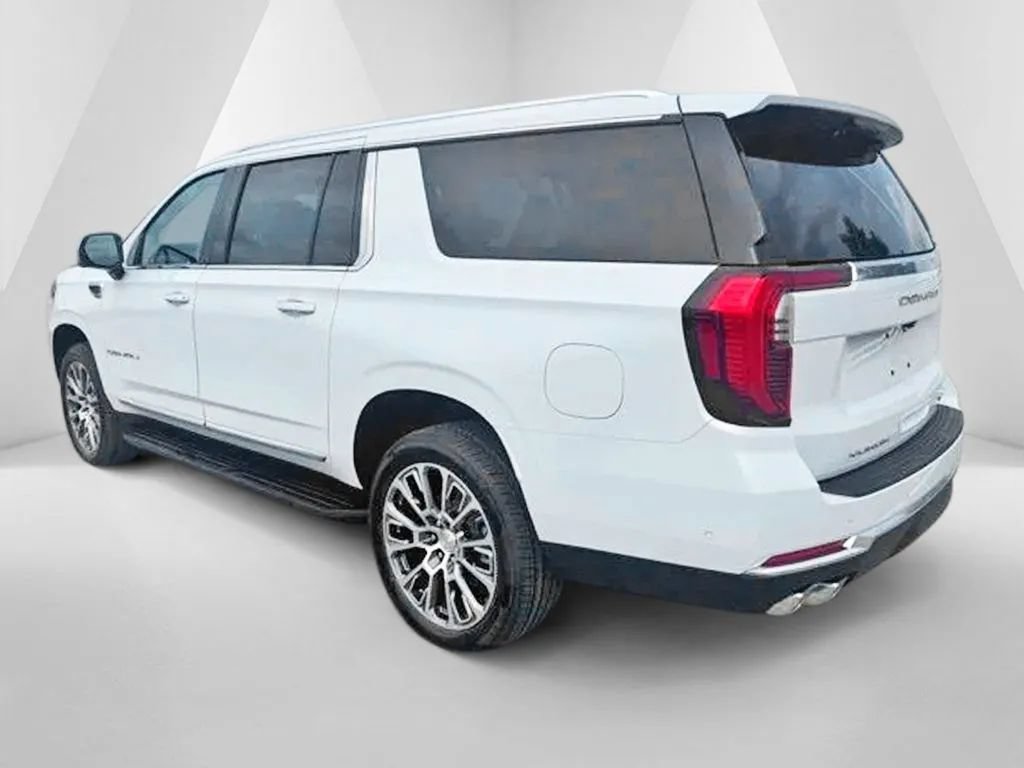 New 2026 GMC Yukon XL Denali w/ LPO, Floor Liner Package AWD/4WD image 5
