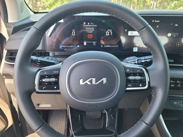 New 2026 Kia Carnival EX FWD image 12