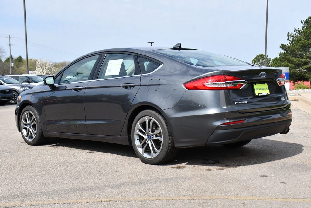 Used 2020 Ford Fusion SEL FWD image 4
