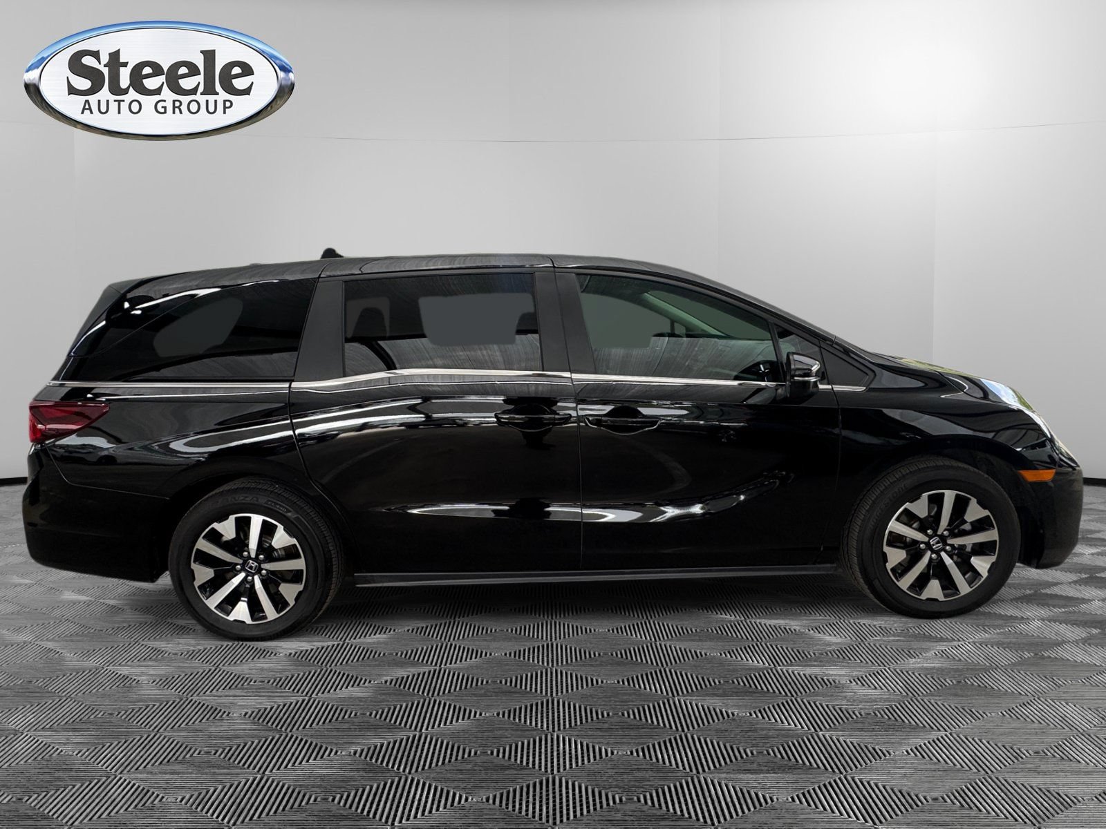 Used 2026 Honda Odyssey EX-L image 6