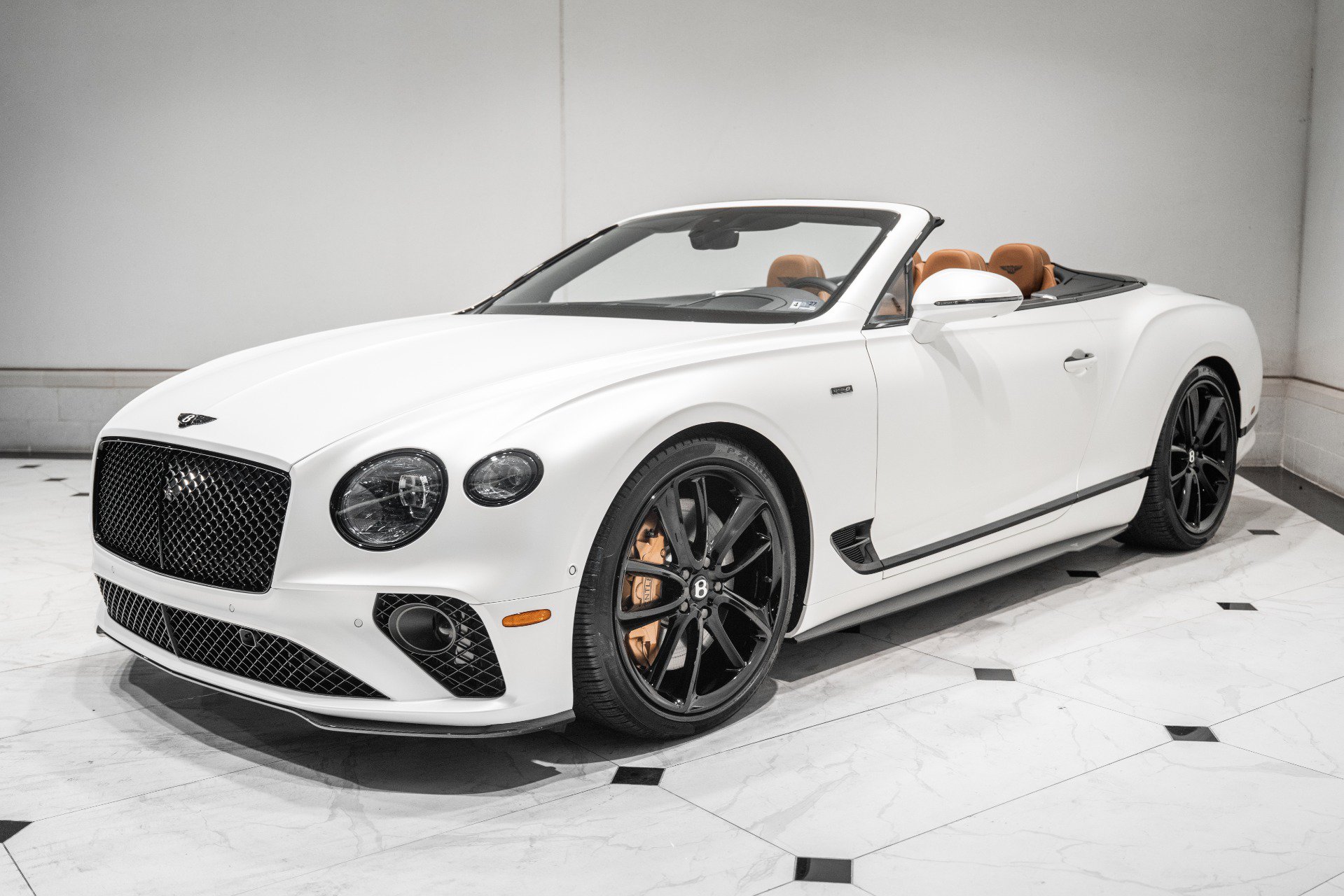 New 2024 Bentley Continental GT V8 AWD/4WD image 9