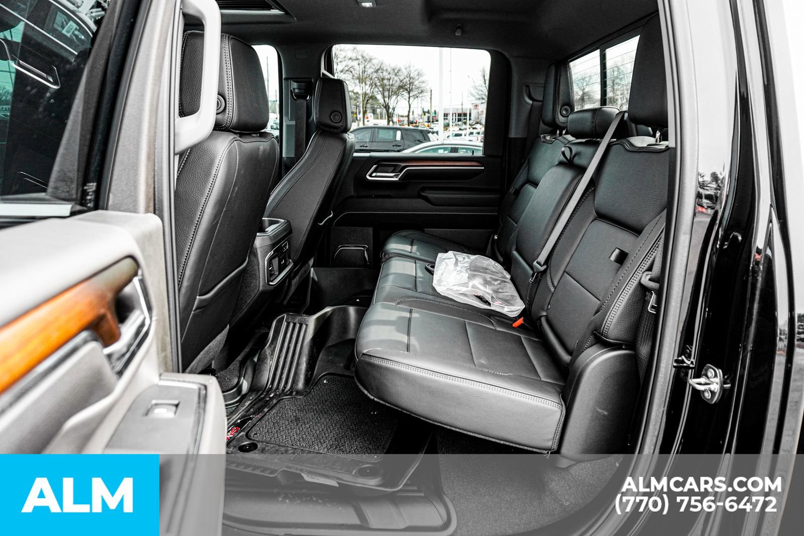 Used 2024 GMC Sierra 2500 Denali w/ Denali Reserve Package image 24