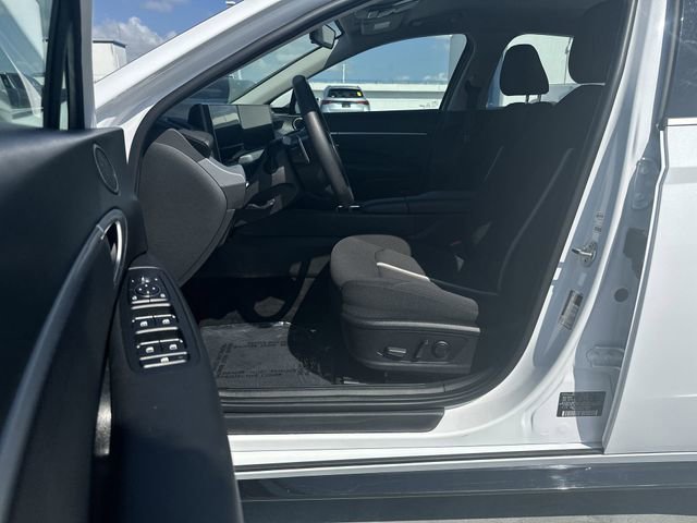 Used 2025 Hyundai Sonata SEL image 22