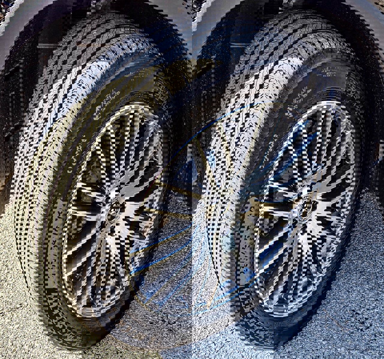 Used 2024 Mercedes-Benz GLC 300 GLC 300 image 12