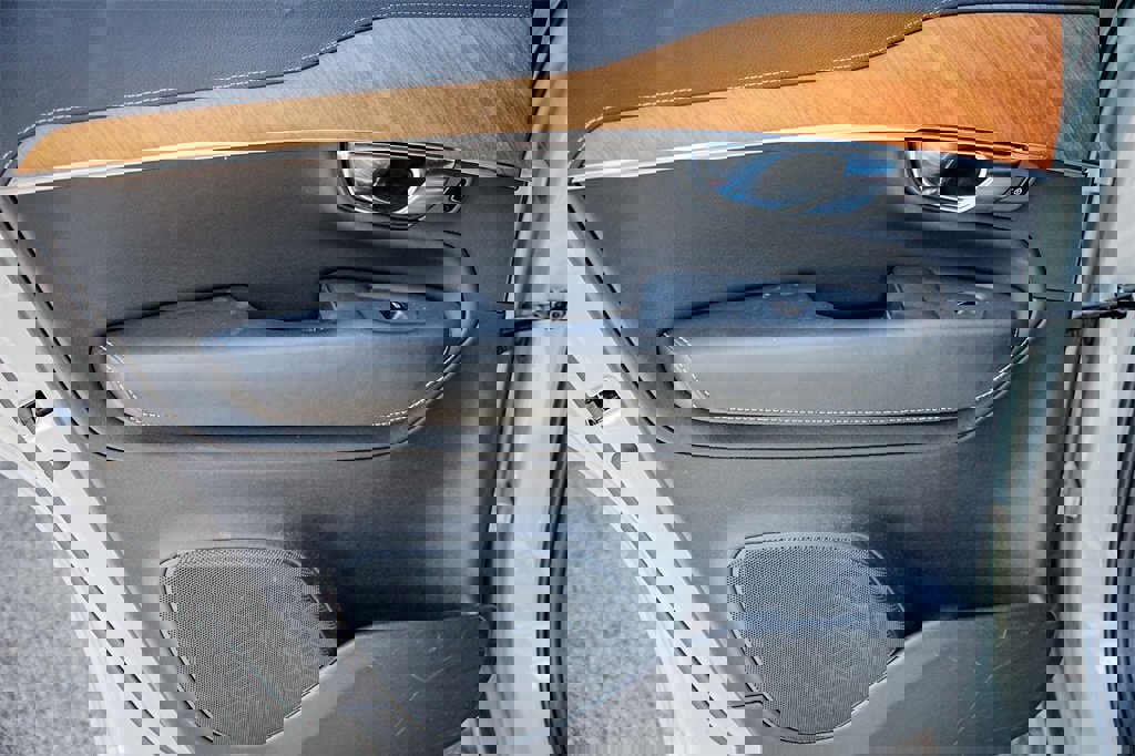 Used 2020 Volvo XC90 T8 Inscription image 33