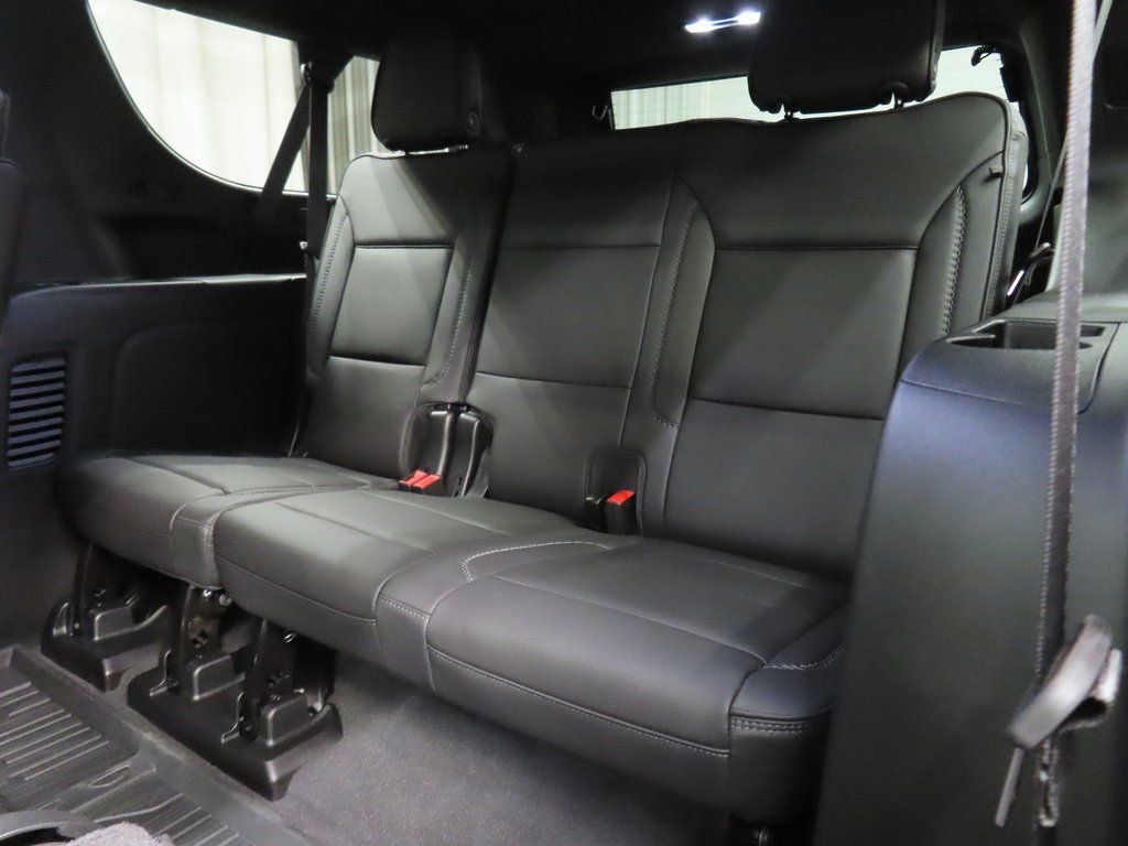 Used 2024 GMC Yukon XL Denali image 12