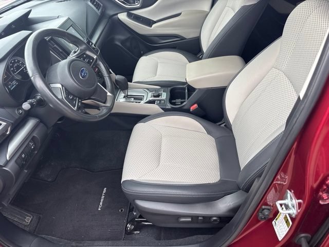 Used 2024 Subaru Forester Premium AWD/4WD image 5