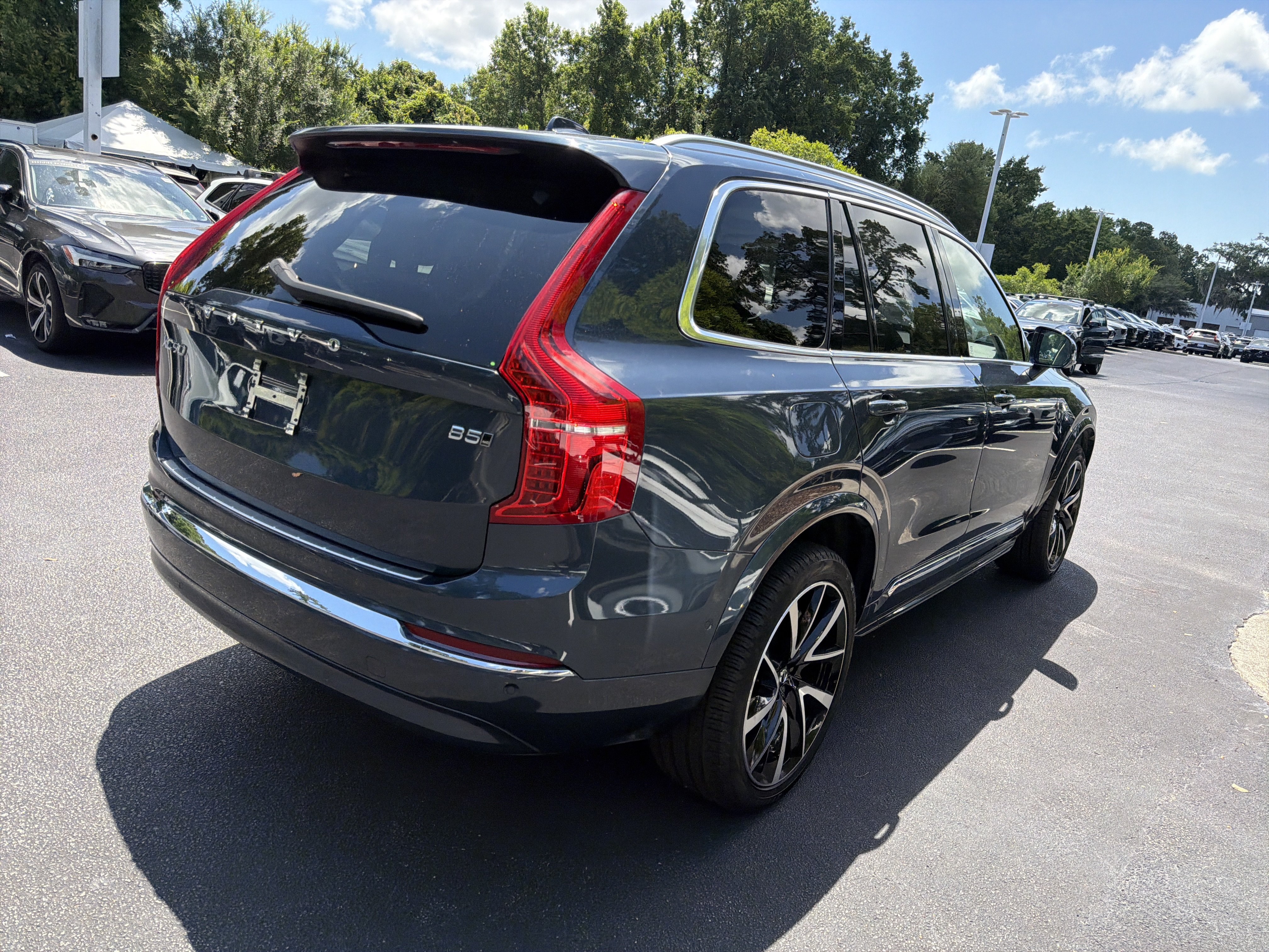 Certified 2025 Volvo XC90 B5 Plus w/ Protection Package Premier AWD/4WD image 47
