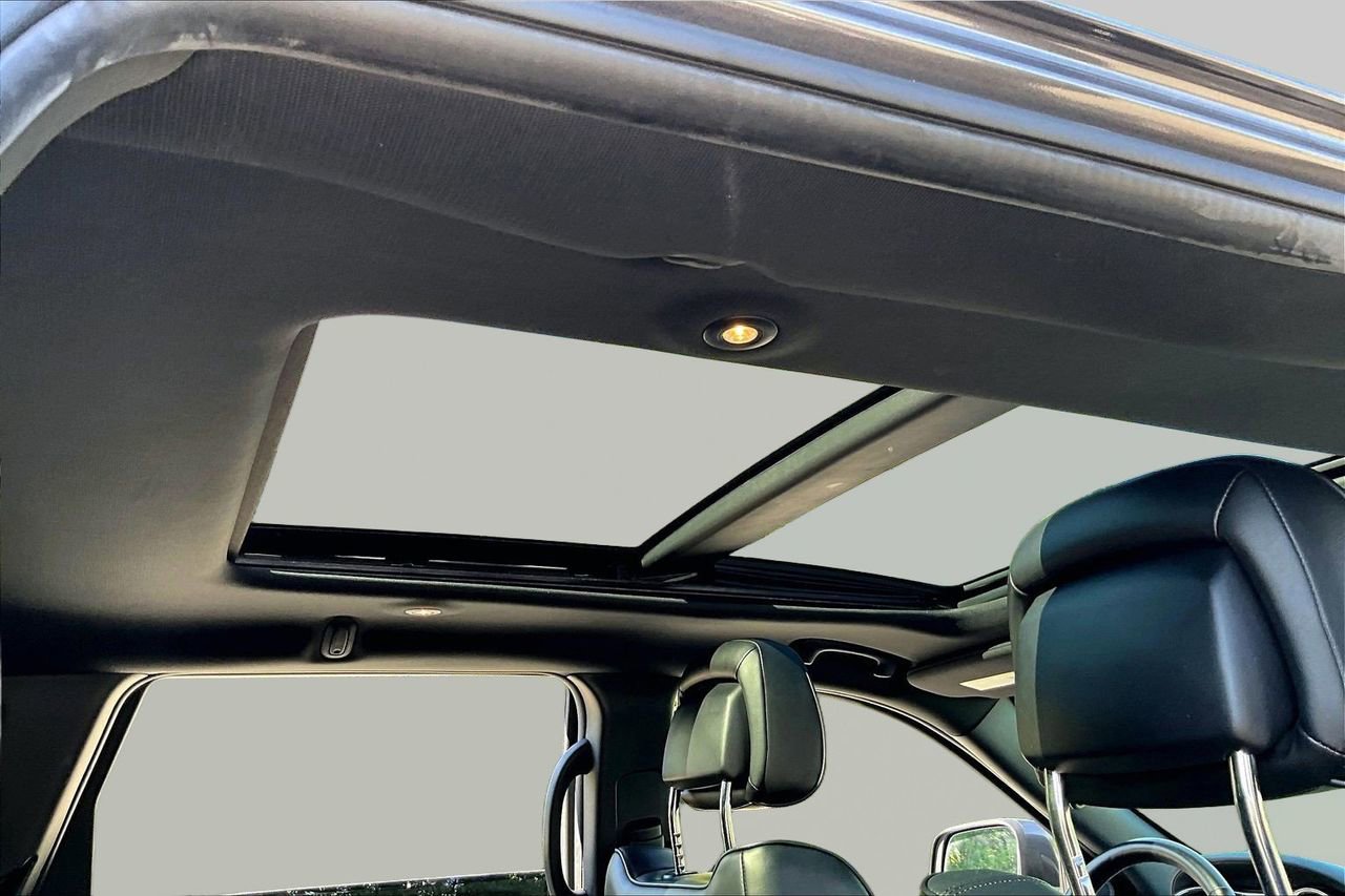 Certified 2016 Jeep Grand Cherokee High Altitude image 16