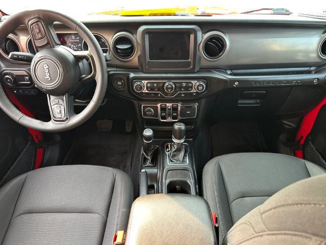 Used 2023 Jeep Wrangler Unlimited w/ Cold Weather Group AWD/4WD image 19