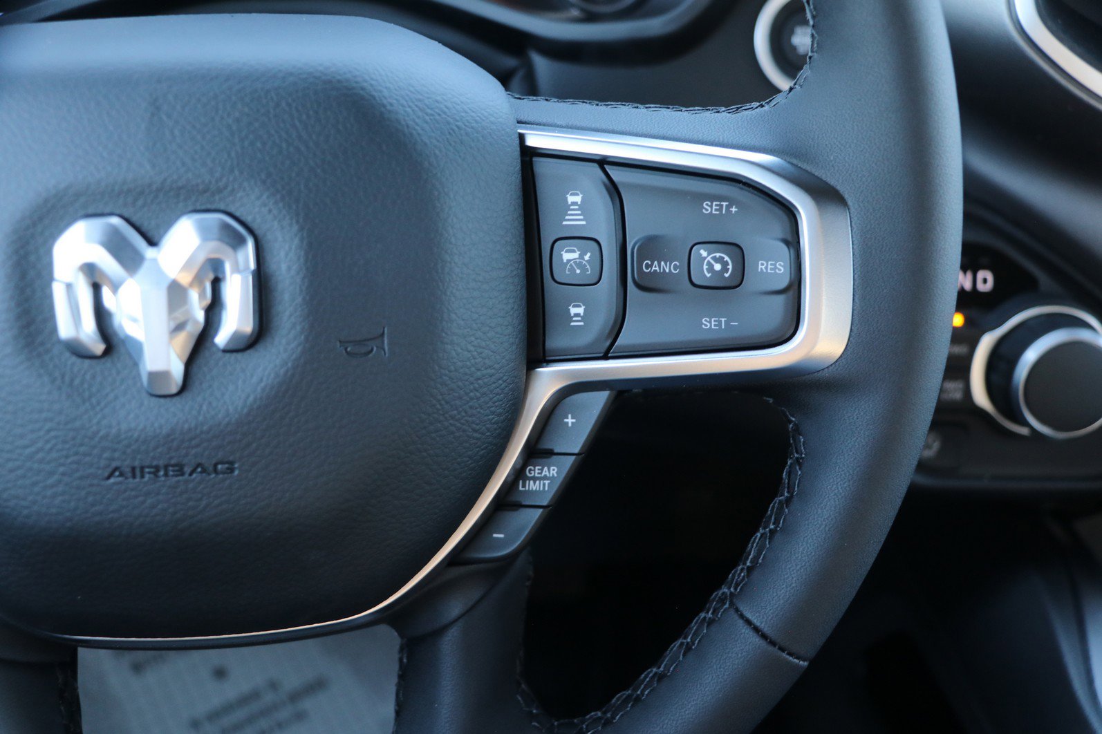 New 2026 RAM 1500 Big Horn AWD/4WD image 19