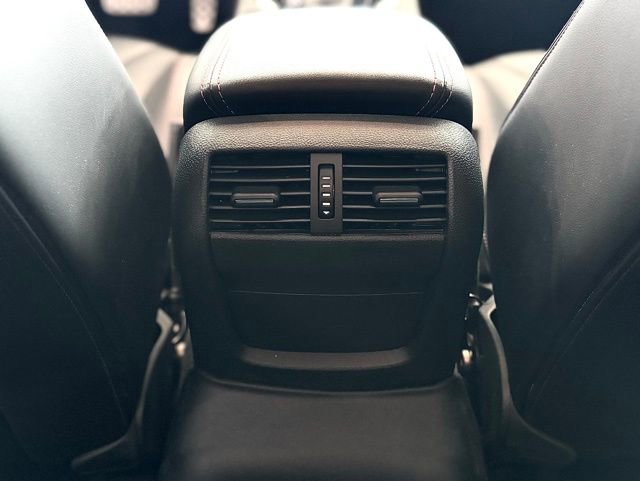 Used 2017 Chevrolet SS RWD image 8