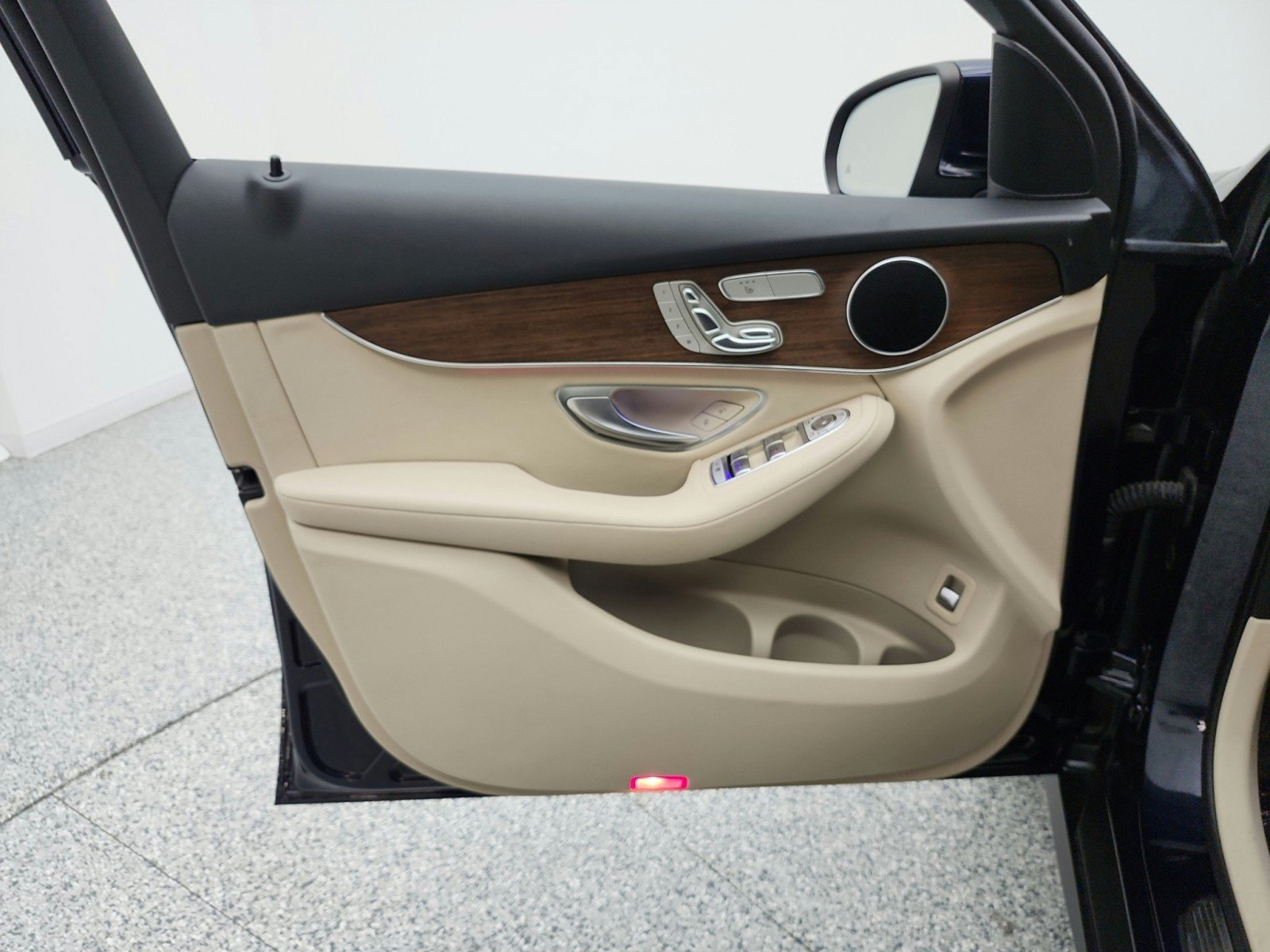 Certified 2022 Mercedes-Benz GLC 300 image 12