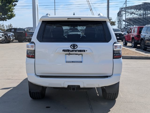 Used 2017 Toyota 4Runner SR5 Premium RWD image 7