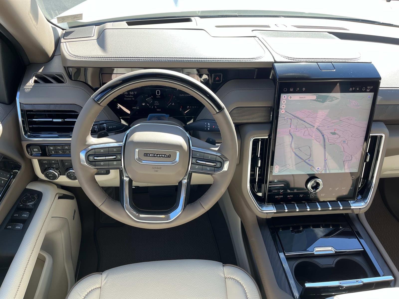 New 2026 GMC Yukon Denali w/ Denali Reserve Package image 13
