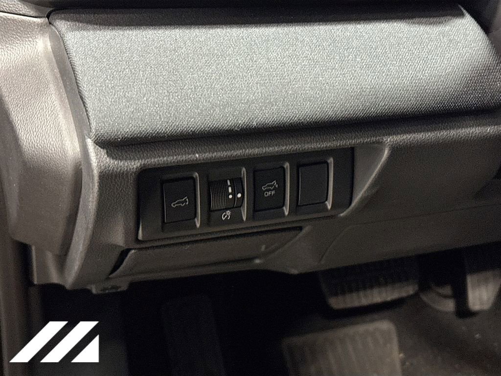 Certified 2023 Subaru Outback Premium image 10