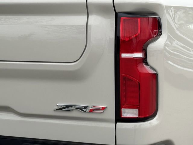 New 2026 Chevrolet Silverado 2500 ZR2 image 8