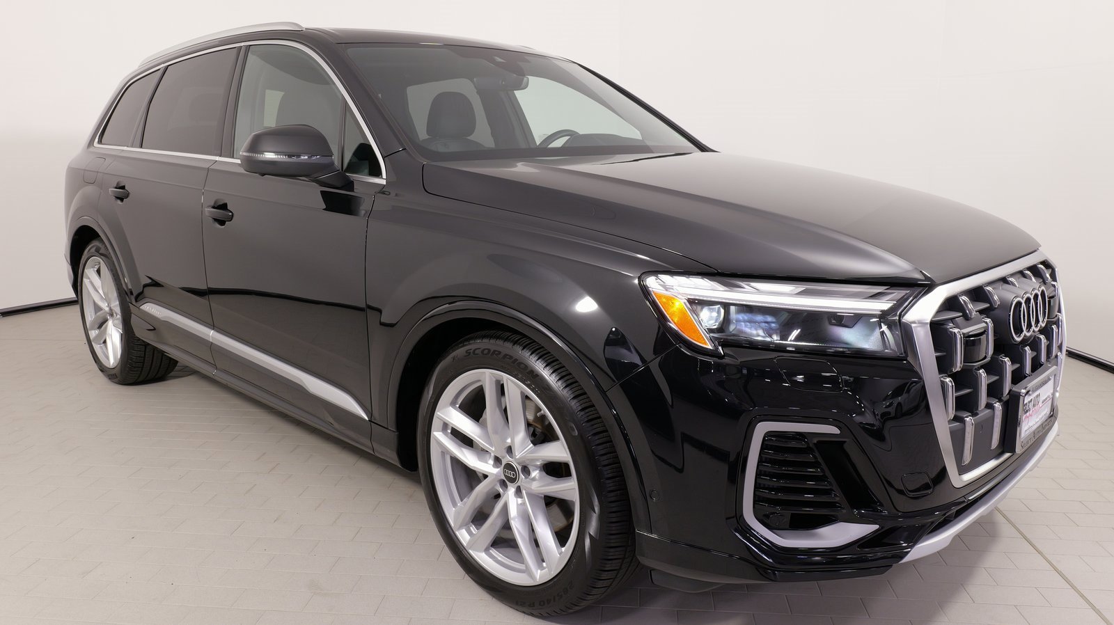 Used 2025 Audi Q7 3.0T Premium Plus w/ Premium Plus Package image 9
