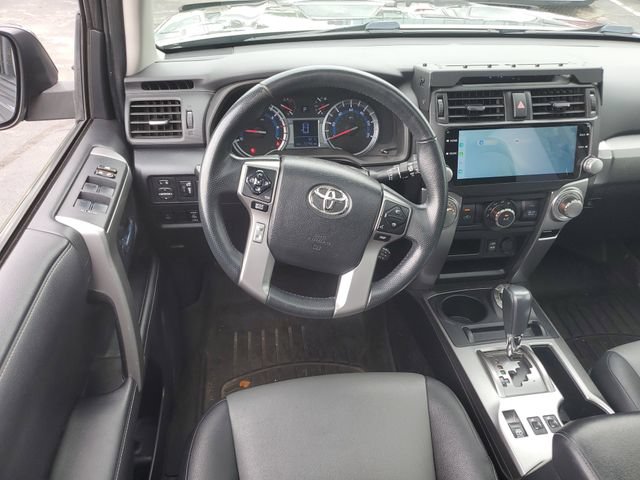 Used 2018 Toyota 4Runner SR5 Premium AWD/4WD image 9