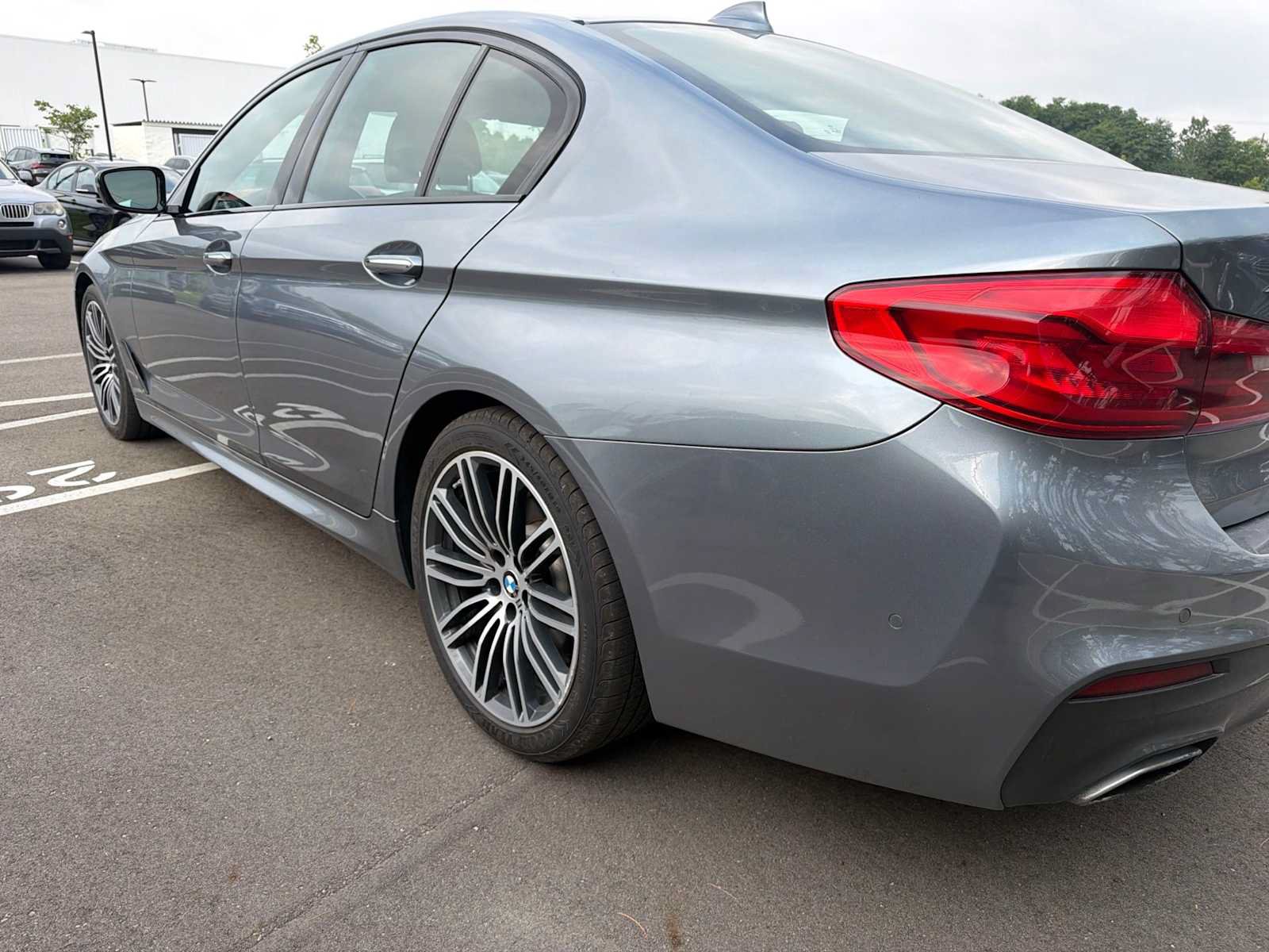 Used 2017 BMW 530i xDrive AWD/4WD image 6