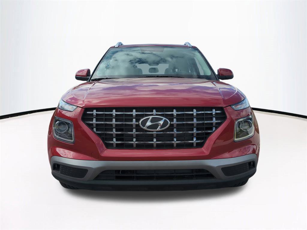 New 2025 Hyundai Venue SEL image 3