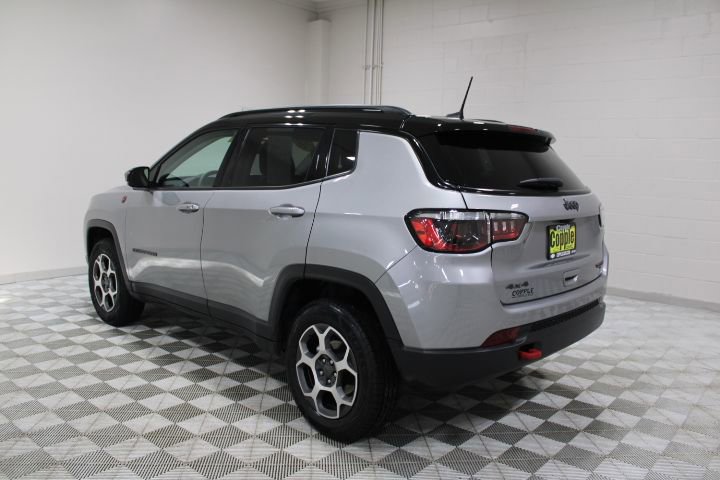 Used 2022 Jeep Compass Trailhawk image 9