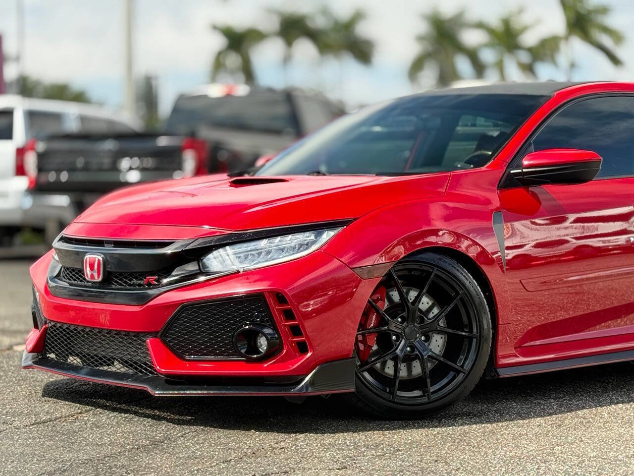 Used 2017 Honda Civic Type R image 2
