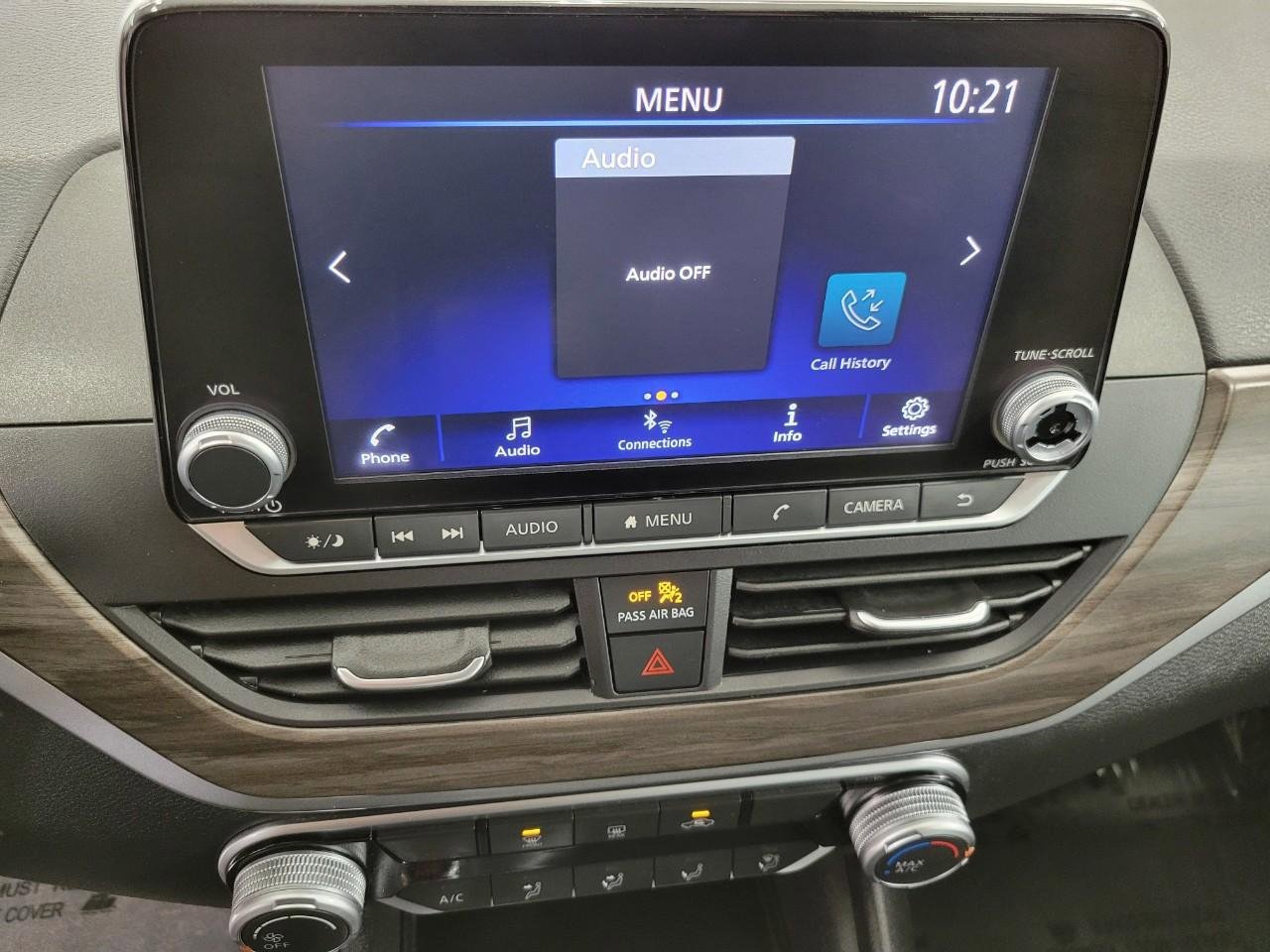 Used 2025 Nissan Altima 2.5 SV FWD image 7
