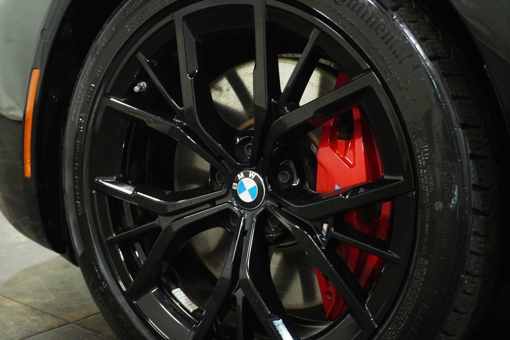 Used 2023 BMW M550i xDrive w/ Executive Package AWD/4WD image 10