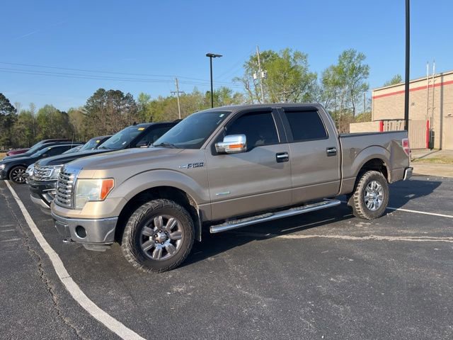 Used 2011 Ford F150 XLT w/ XLT Chrome Pkg image 2