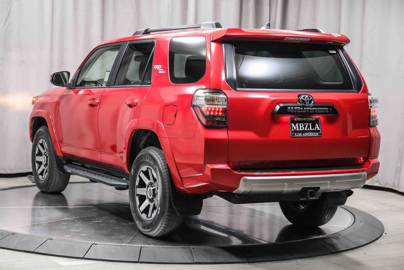 Used 2023 Toyota 4Runner TRD Off-Road Premium w/ Moonroof Package AWD/4WD image 2