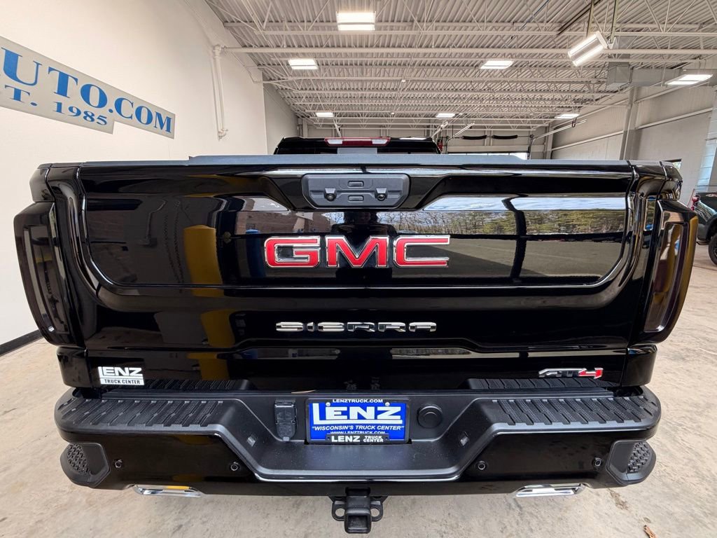 Used 2023 GMC Sierra 1500 AT4 w/ AT4 Preferred Package image 6