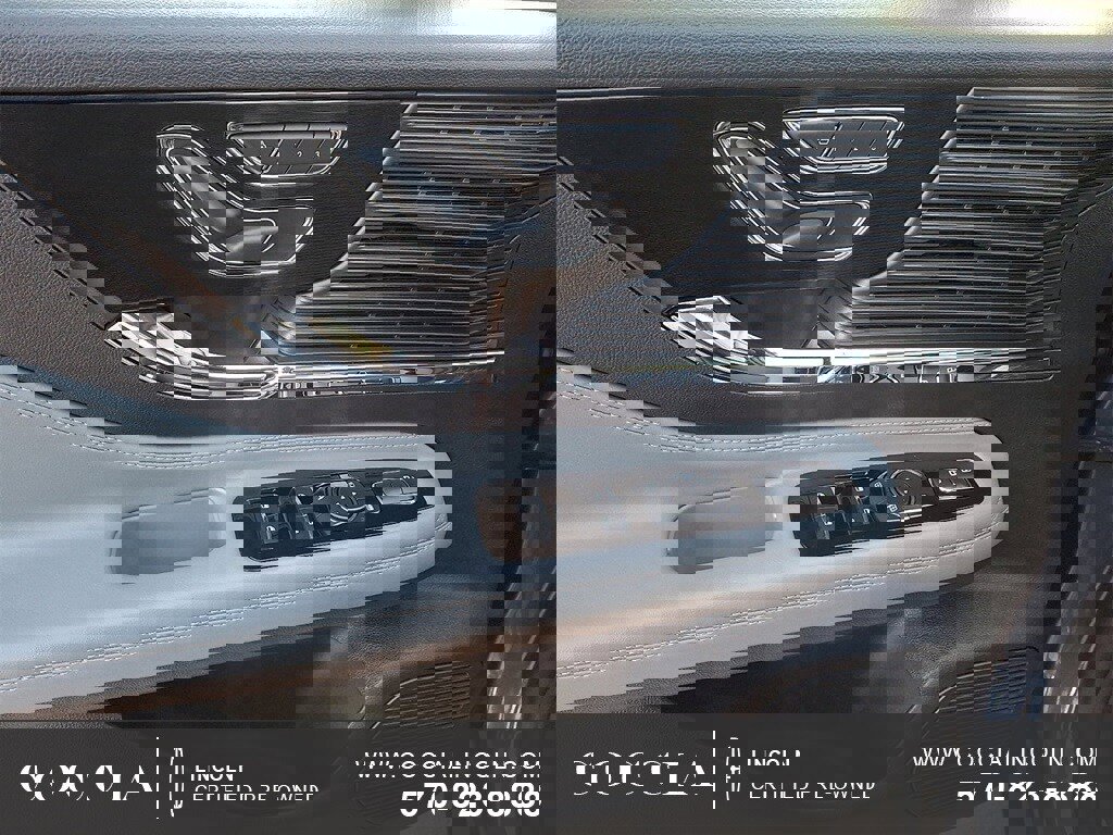 Certified 2022 Lincoln Corsair AWD w/ Premium Package image 11