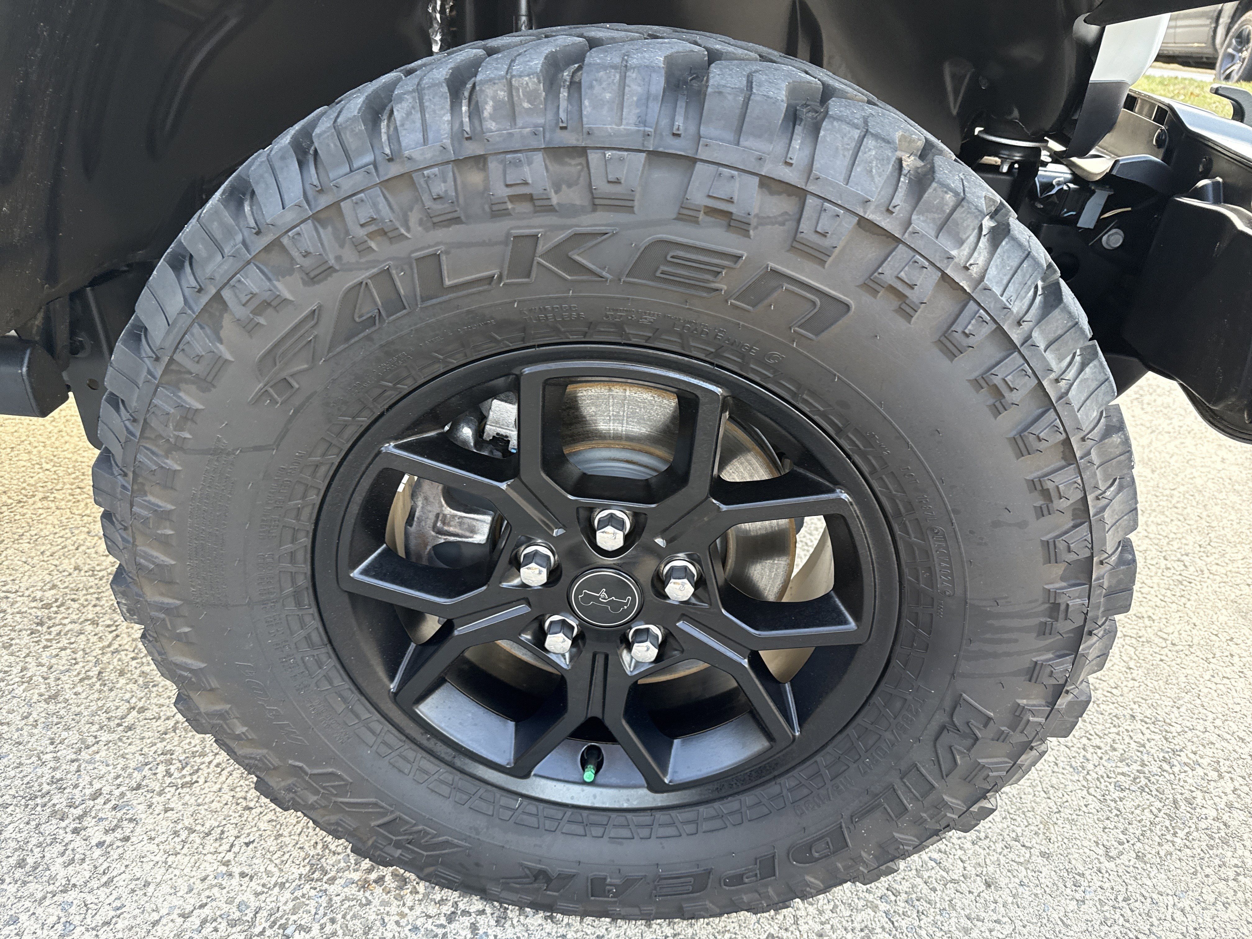 Used 2025 Jeep Wrangler Willys image 14