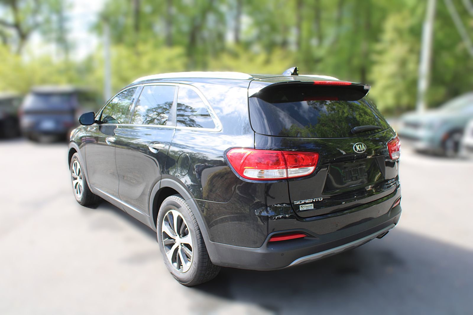 Used 2016 Kia Sorento EX image 7