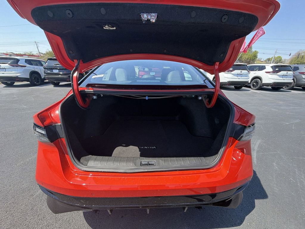 New 2026 Nissan Sentra SR FWD image 24