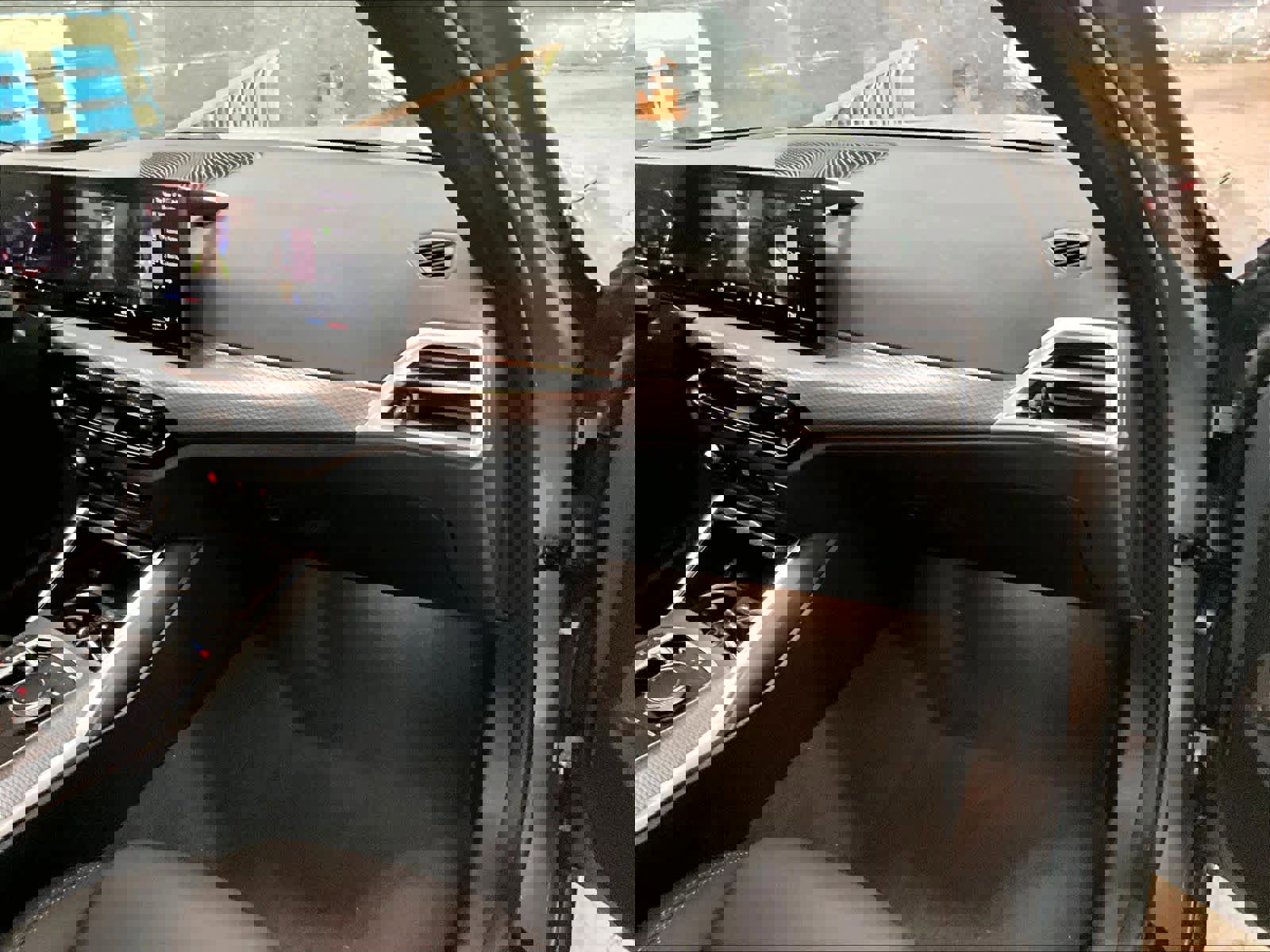 Used 2025 BMW M340i Sedan RWD image 17