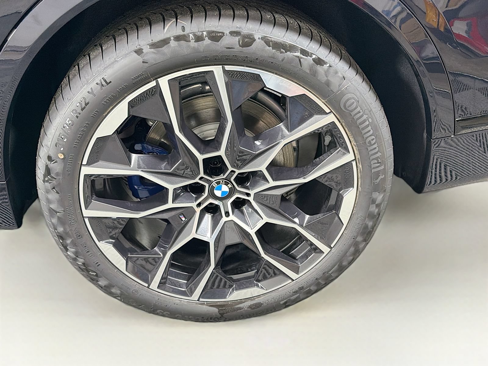 New 2027 BMW X7 xDrive40i w/ Executive Package AWD/4WD image 35