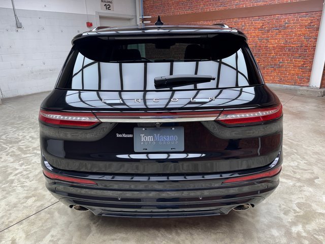 Used 2023 Lincoln Corsair Reserve w/ Equipment Group 201A image 4