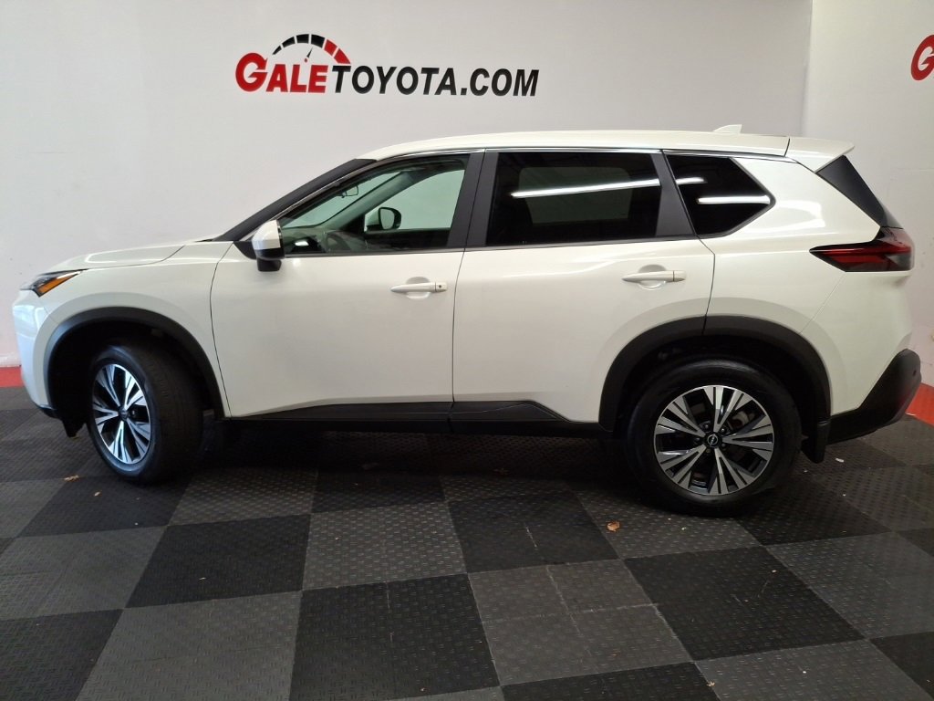Used 2023 Nissan Rogue SV image 7