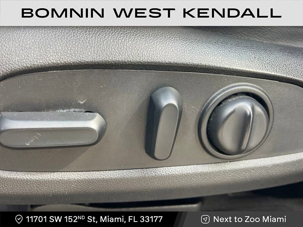 Used 2019 Chevrolet Traverse RS image 7