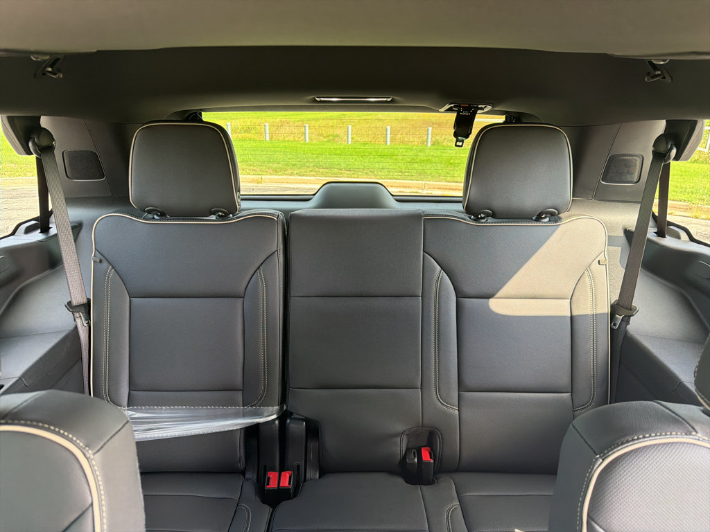 New 2026 Chevrolet Tahoe Premier w/ Sun And Tow Package AWD/4WD image 40
