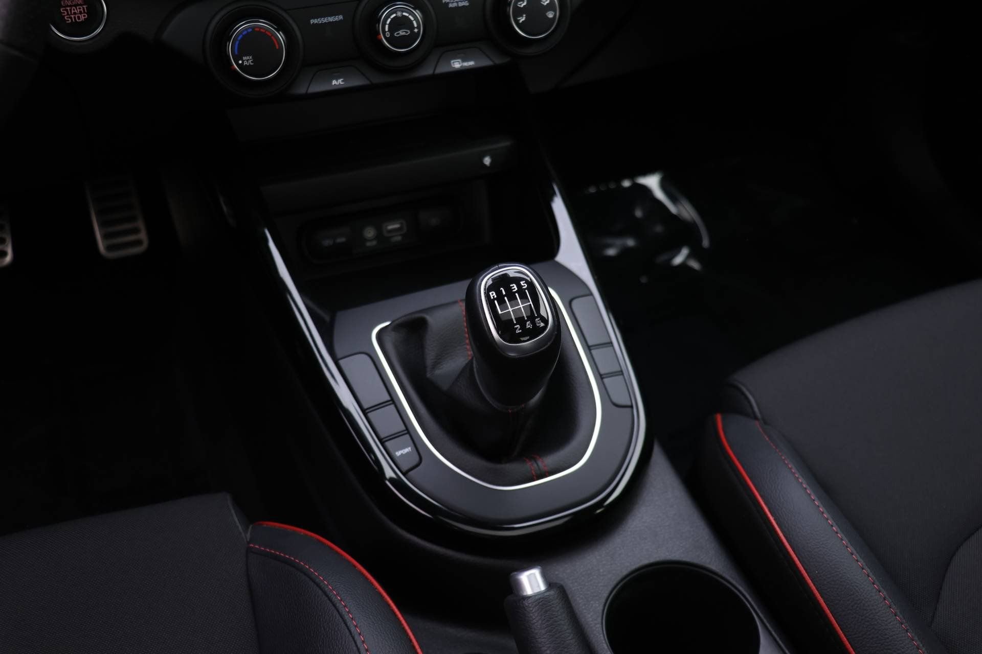 Used 2021 Kia Forte GT image 11