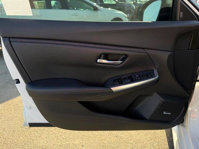 Certified 2023 Nissan Sentra SR w/ SR Premium Package FWD image 20